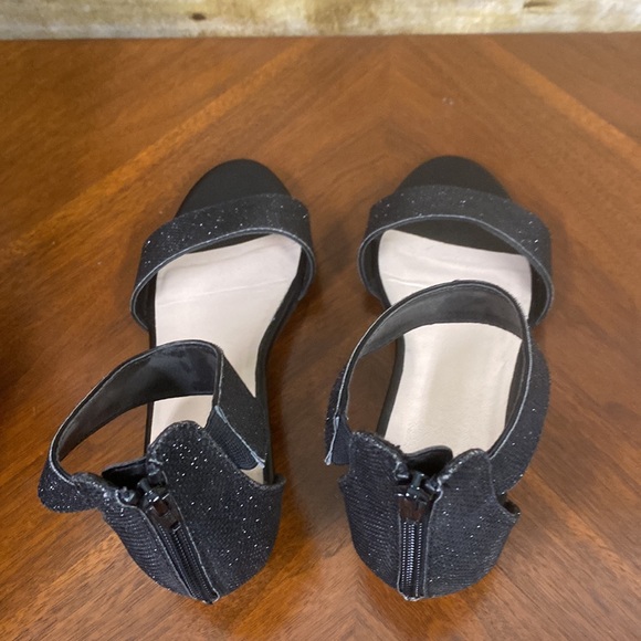 Black sparkle sandals for prom or formals size 5 - Picture 4 of 8